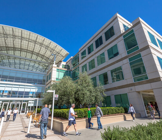 Incredible! How apple generates revenue every fiscal year Apple Cupertino